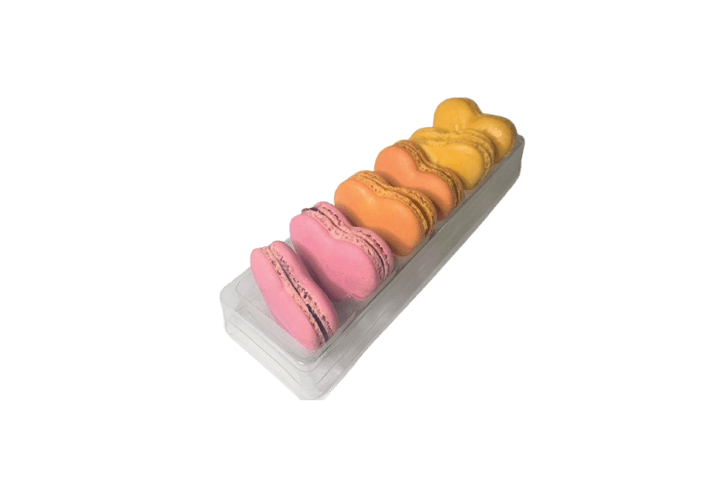 HEART MACAROONS